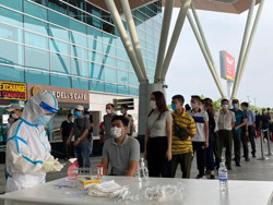 Nhiều vùng dịch nguy hiểm