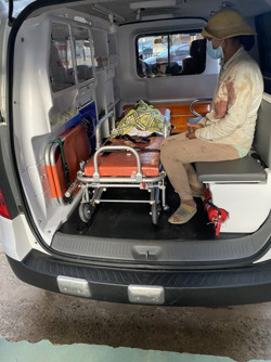 Sập tường lò gạch, 4 cháu bé thương vong