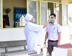 Tiếp tục tăng cường phòng chống dịch bệnh tại khu, cụm công nghiệp