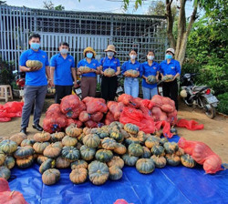 "Giải cứu" nông sản bị ảnh hưởng do dịch COVID-19