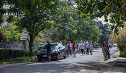 Lời giải phát huy vốn văn hóa truyền thống của "buôn trong phố"