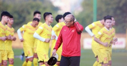 Ông Park lo lắng về lực lượng