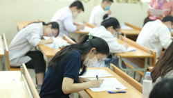 Tùy diễn biến của dịch bệnh, Bộ GDĐT sẽ quyết định phương án thi tốt nghiệp THPT