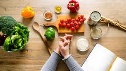 Ăn uống lành mạnh để hạn chế bệnh