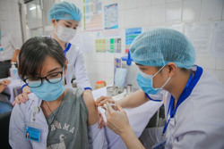 Khả năng bảo vệ của loại vắc-xin Covid-19 đang dùng ở Việt Nam như thế nào?