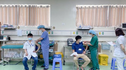 Sẵn sàng chiến dịch tiêm vắc-xin lớn nhất lịch sử