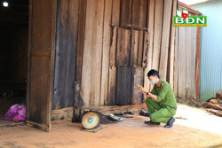 Công an điều tra vụ phóng hỏa đốt nhà tại Quảng Sơn