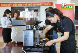 Nhiều học sinh lựa chọn học nghề