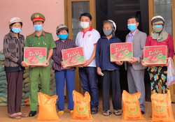 Doanh nghiệp góp sức chống dịch