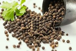 Giá tiêu hôm nay 28/6: Trong nước dừng chuỗi đà tăng