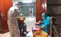 56 trường hợp F1 của ca bệnh 15921 tại Đắk Lắk đã có kết quả xét nghiệm lần 1 âm tính với SARS-CoV-2