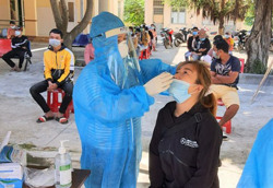 Huyện Krông Bông khẩn trương khoanh vùng, cách ly các trường hợp liên quan đến ca bệnh thứ 5