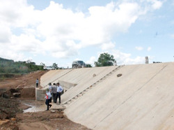 Công trình kè chống sạt lở sông Krông Nô: Bảo đảm an toàn sản xuất và dân sinh vùng dự án