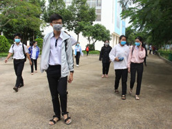 Hơn 1.800 học sinh tham dự Kỳ thi tuyển sinh vào lớp 10 hai trường chuyên biệt