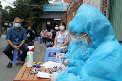 Bộ Y tế: Dịch bệnh Covid-19 còn kéo dài