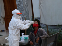 Thiết lập vùng cách ly y tế tại cụm dân cư thuộc xã Ea Bông (huyện Krông Ana)