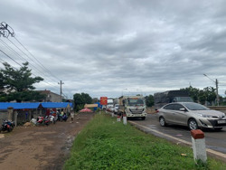 Không thực hiện kiểm tra đối với các phương tiện vận chuyển hàng hóa thiết yếu có dán mã QR Code