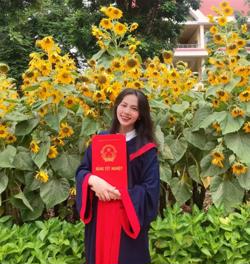 Nữ sinh phố núi đạt 9,75 điểm môn Văn kỳ thi tốt nghiệp THPT