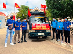 "Chuyến xe 0 đồng" đến với người dân vùng phong tỏa huyện Cư Kuin