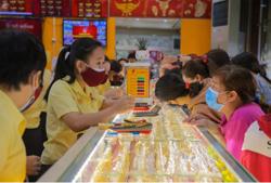 Giá vàng hôm nay 28-7: “Bất động” chờ Mỹ công bố chính sách tiền tệ