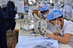 Bổ sung giải pháp hỗ trợ người dân, doanh nghiệp chịu tác động của dịch Covid-19