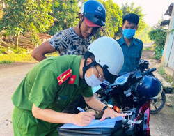 Huyện Krông Pắc: Xử phạt 32 trường hợp vi phạm các quy định phòng, chống dịch COVID-19