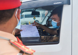 Đề nghị ưu tiên tiêm vắc-xin Covid-19 cho tài xế, phụ xe