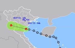 Áp thấp nhiệt đới đổ bộ, miền Bắc mưa lớn