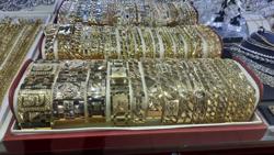 Giá vàng hôm nay 9-7: Bật tăng bất thành, nhà đầu tư tranh thủ chốt lời