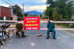 Thôn 20, xã Cư Bông thực hiện giãn cách xã hội theo Chỉ thị 16