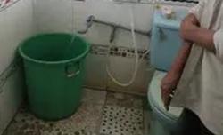 Cháu bé hơn 1 tuổi chết trong xô nước tại nhà giữ trẻ hộ