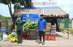 Cầu nối yêu thương giữa đại dịch