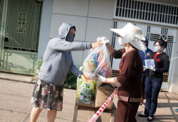 Hỗ trợ lao động tự do gặp khó khăn trong đại dịch COVID-19