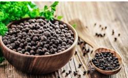 Giá tiêu hôm nay 23/8: Duy trì ổn định