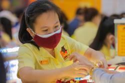 Giá vàng hôm nay 26-8: Bất ngờ giảm mạnh