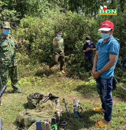 Khởi tố đối tượng vận chuyển súng quân dụng