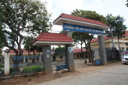 Huyện Lắk: Chuyển địa điểm làm việc của một số cơ quan, đơn vị, tạo điều kiện thuận lợi cho nhân khi đến giao dịch