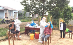 Huyện Buôn Đôn test nhanh hơn 2.400 người để tầm soát dịch COVID-19