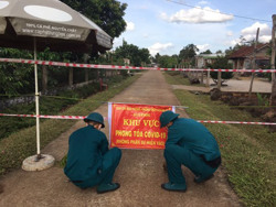 Thiết lập vùng cách ly y tế tại thôn 2B, xã Ea M’nang (huyện Cư M’gar)