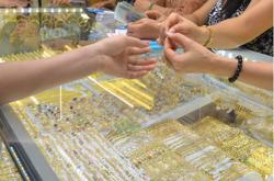 Giá vàng hôm nay 13-9: Thị trường "bất động", vàng SJC vẫn rất cao