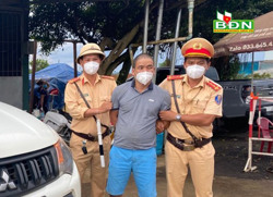 Đắk Nông, bắt đối tượng trốn truy nã toàn quốc khi lái xe luồng xanh