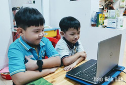 Rà soát danh sách học sinh, sinh viên có hoàn cảnh gia đình khó khăn để xây dựng phương án hỗ trợ học trực tuyến