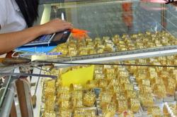 Giá vàng hôm nay 22-9: Nhà đầu tư tranh thủ “đánh lên”