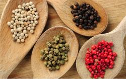 Giá tiêu hôm nay 24/9: Duy trì ổn định ở mức cao