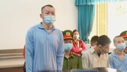 Chém vợ trọng thương, lĩnh án 15 năm tù