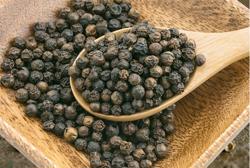 Giá tiêu hôm nay 7/9: Tăng sốc 2.000 - 2.500 đồng/kg