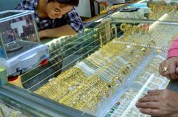 Giá vàng hôm nay 8-9: Giảm mạnh 34 USD/ounce, tương đương gần 1 triệu đồng/lượng