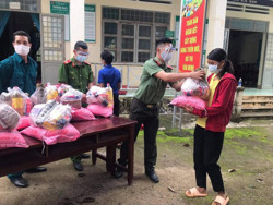 Công an huyện Krông Búk xông pha nơi tuyến đầu chống dịch