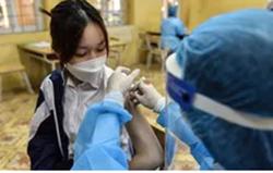 Hoàn tất tiêm mũi bổ sung, nhắc lại vắc-xin Covid-19 trong quý 1-2022
