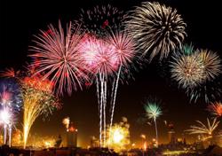 Bộ Y tế khuyến cáo địa phương không tổ chức bắn pháo hoa dịp Tết Nguyên đán